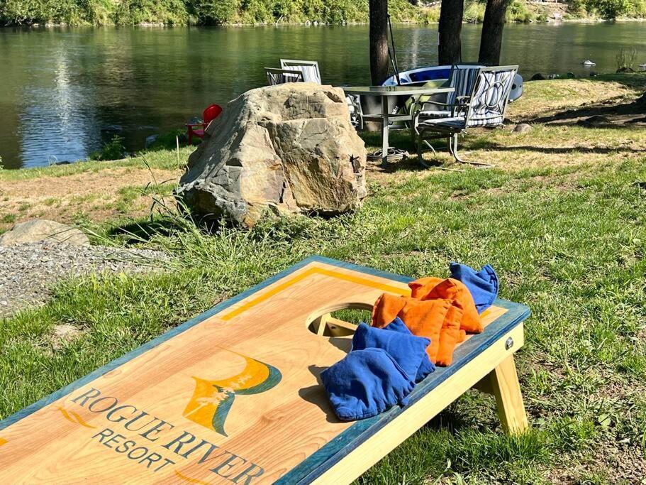 גרנטס פאס Loft Cabin 2 - Rogue River Resort מראה חיצוני תמונה